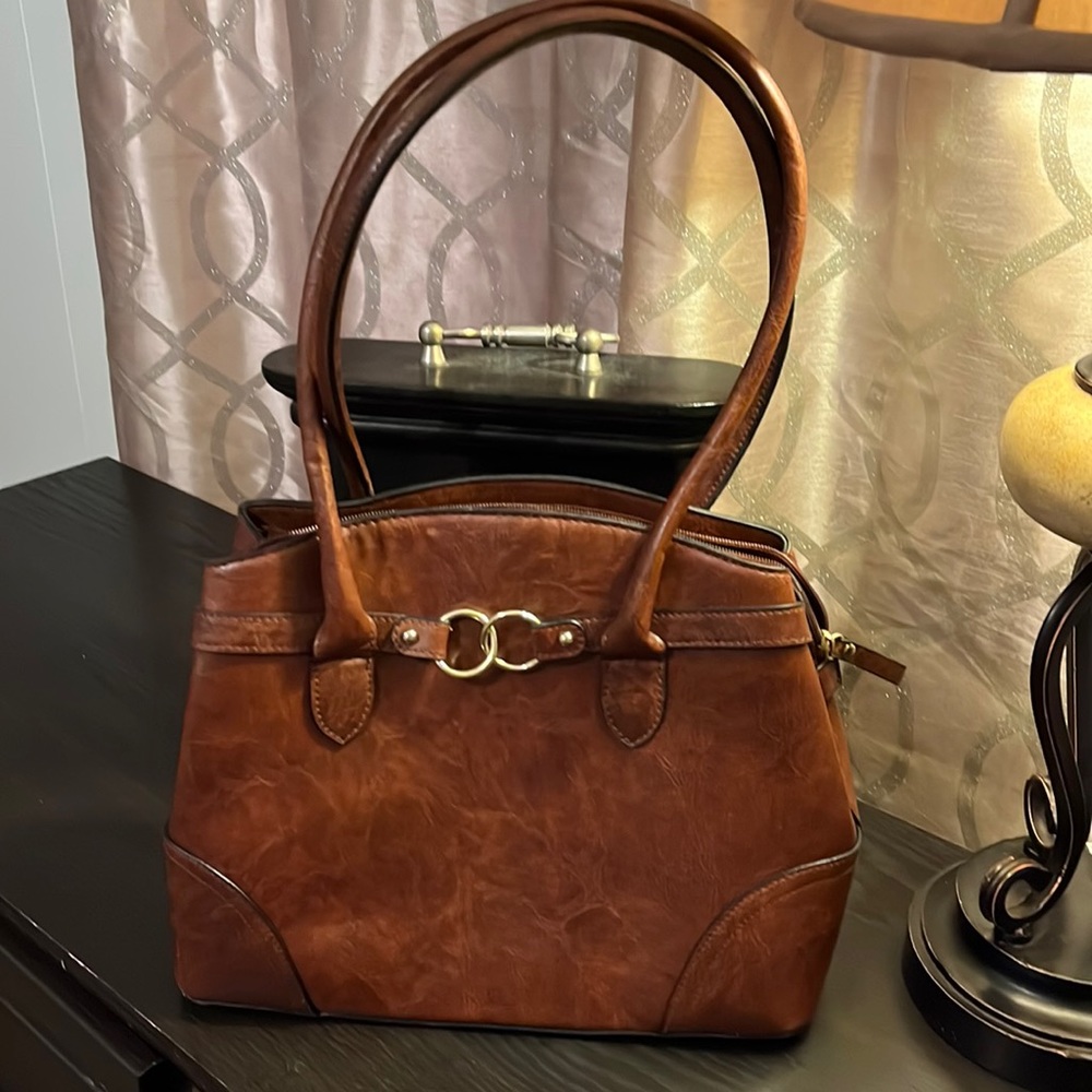 Bueno brown tote